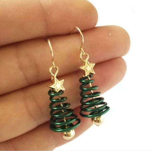 Spiral gold and green tone Christmas tree earrings with star - Picture 1 of 3